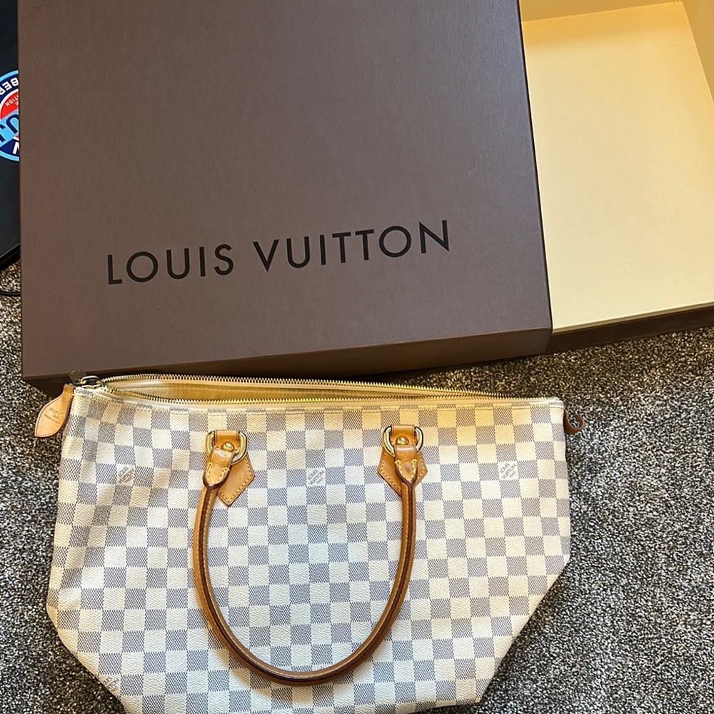 Louis Vuitton damier azur Saleya